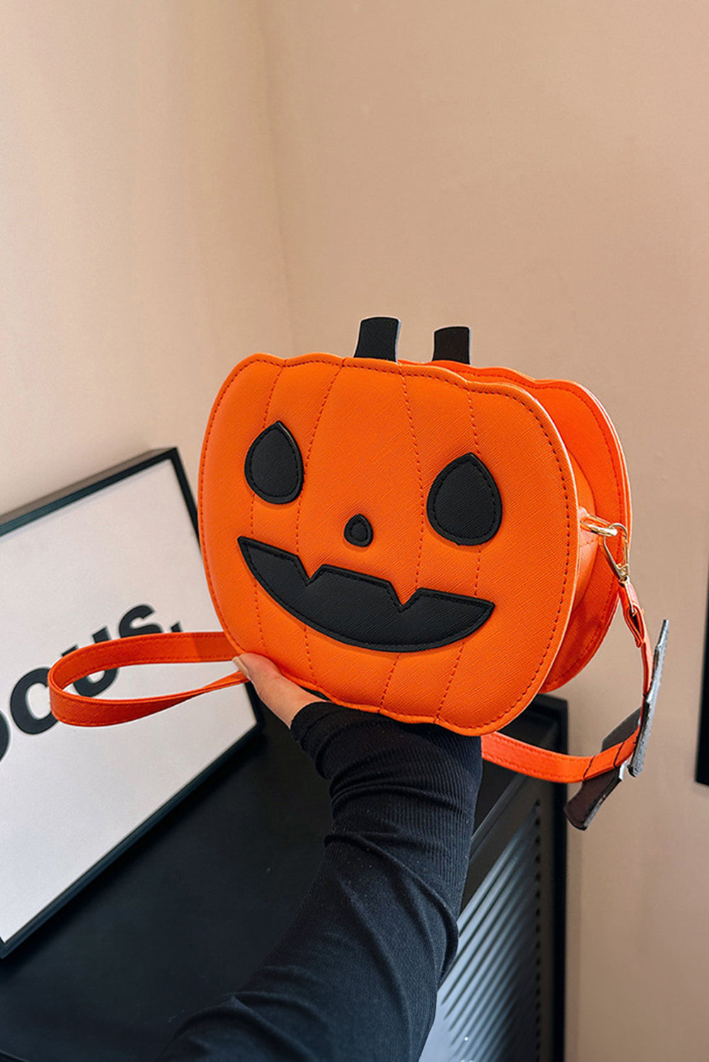 Carrot Devilish Halloween Pumpkin PU Leather Stitched Shoulder Bag