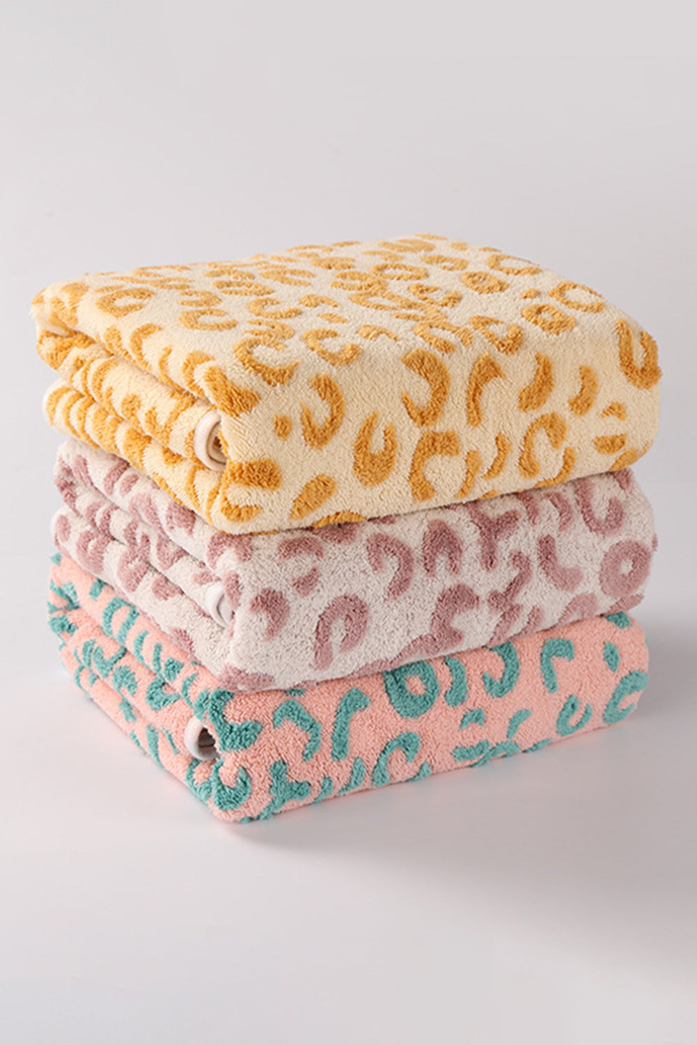 Pink Plush Leopard Pattern Bath Towel