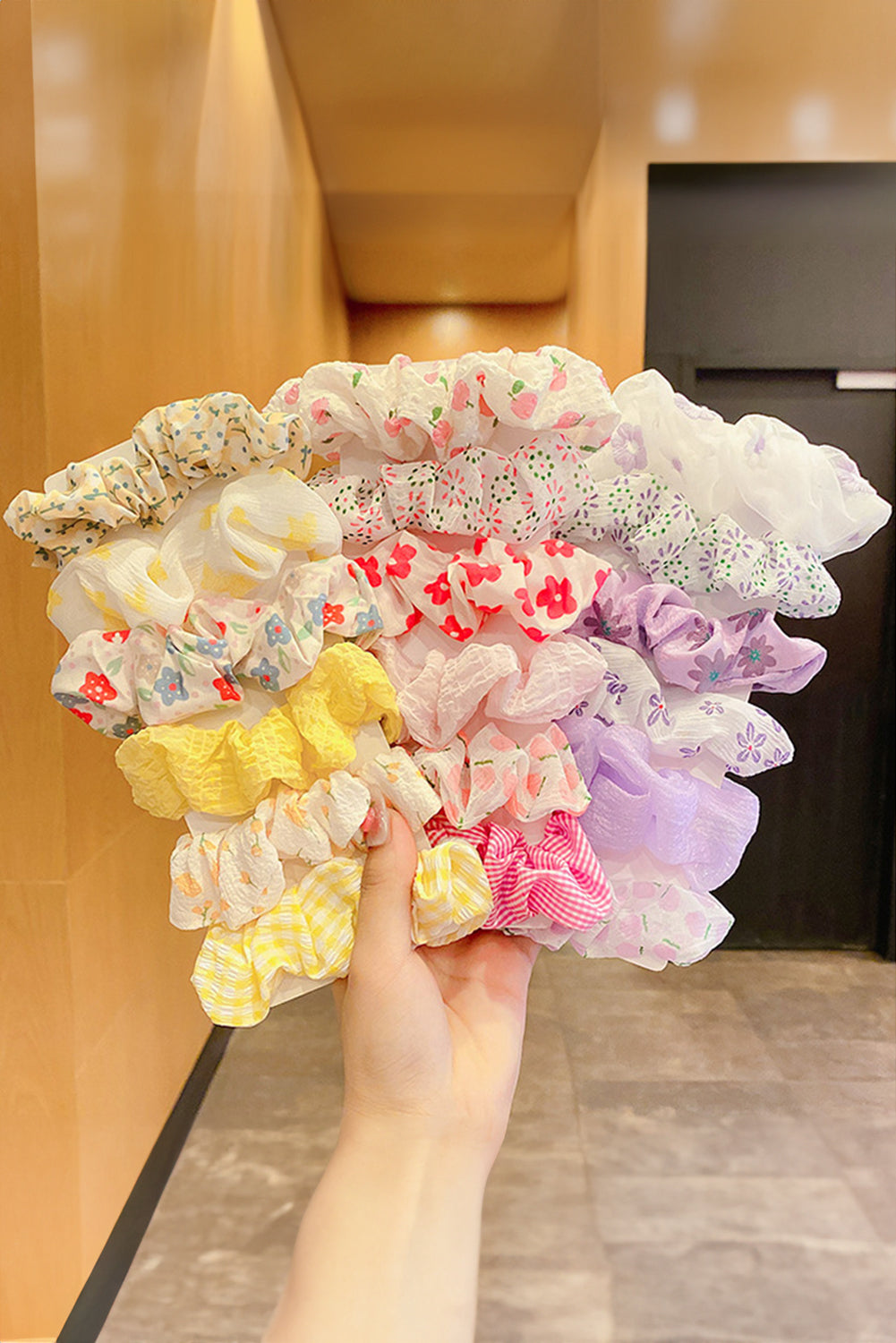 Wisteria 6pcs Floral Print Elastic Scrunchies Hair Accessory
