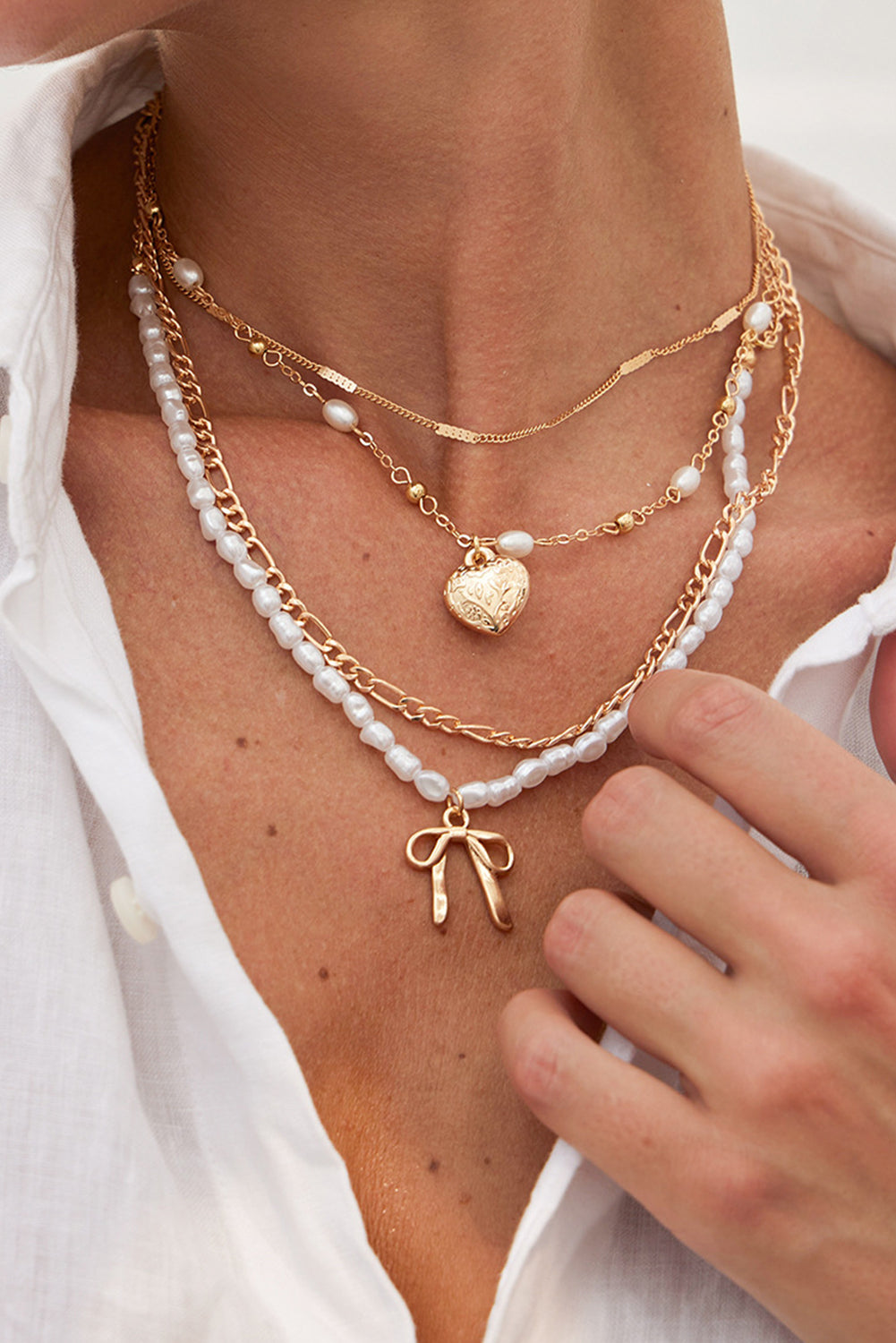 Gold Bow Heart Pendant Pearl Chaining Plated Necklace