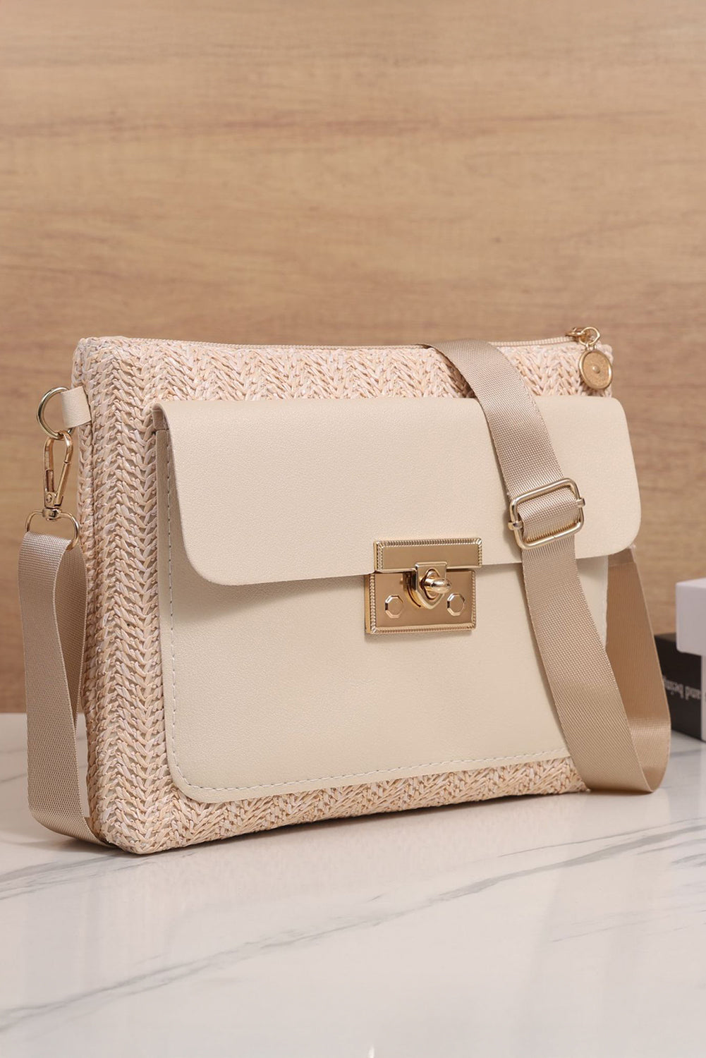 Beige Leather Pocket Patchwork Straw Woven Shoulder Bag