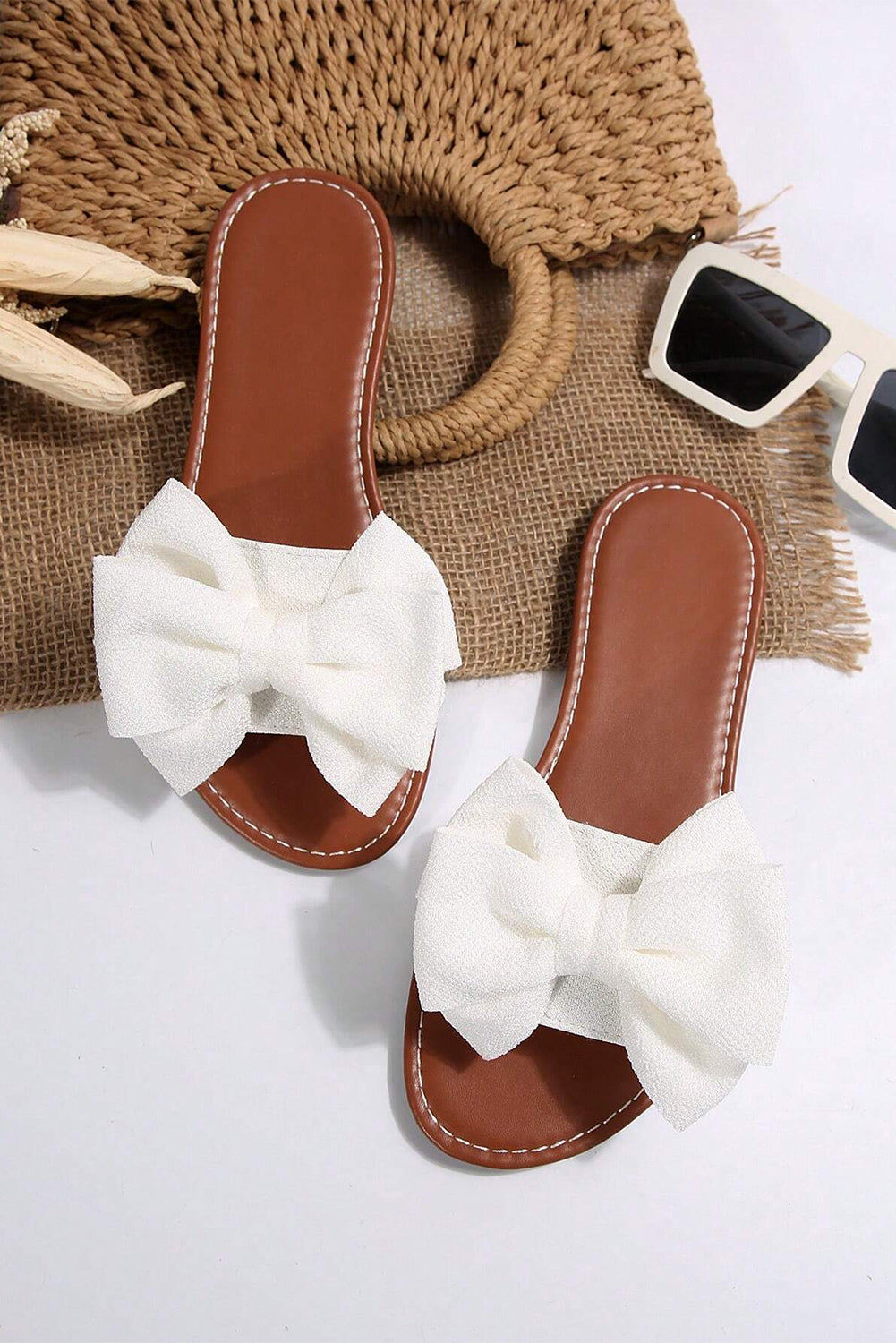 White Bow Knot Decor PU Leather Insole Flat Slippers