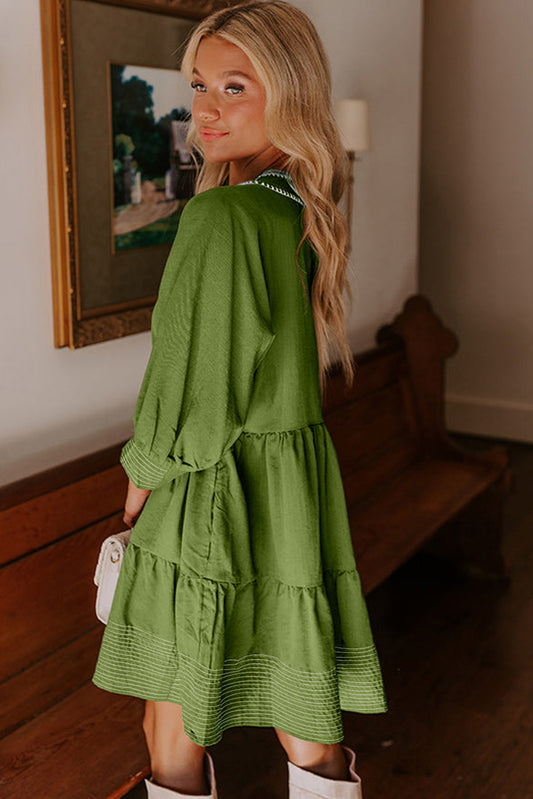 Jungle Green Contrast Stitched V Neck 3/4 Sleeve Tiered Mini Dress