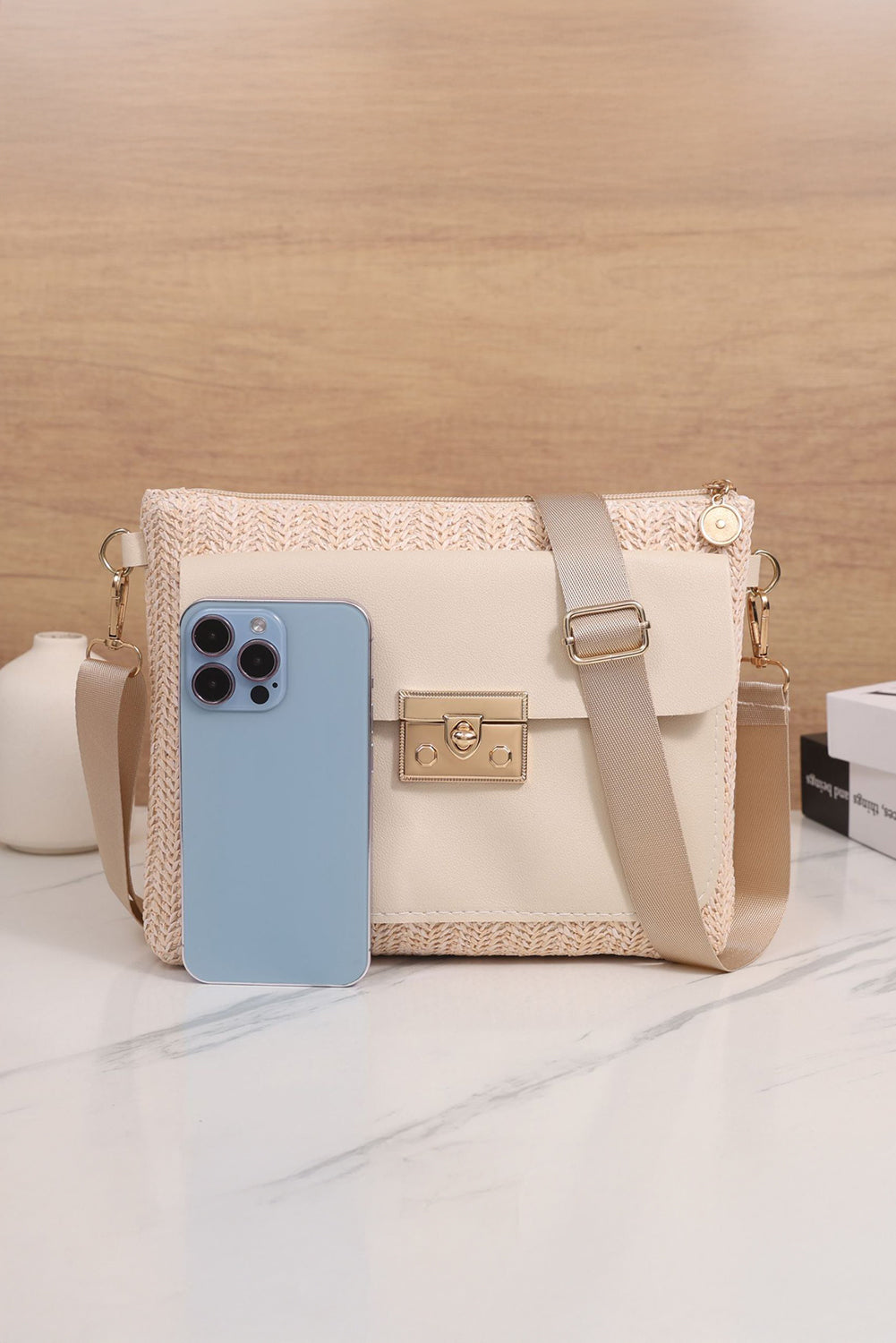 Beige Leather Pocket Patchwork Straw Woven Shoulder Bag