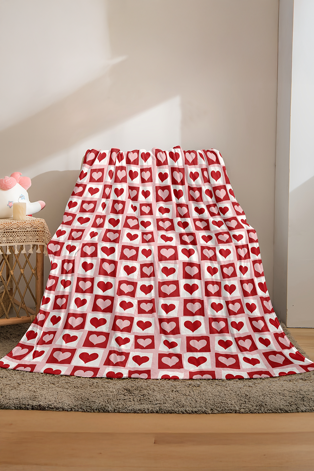 Fiery Red Heart Checkered Print Soft Large Blanket