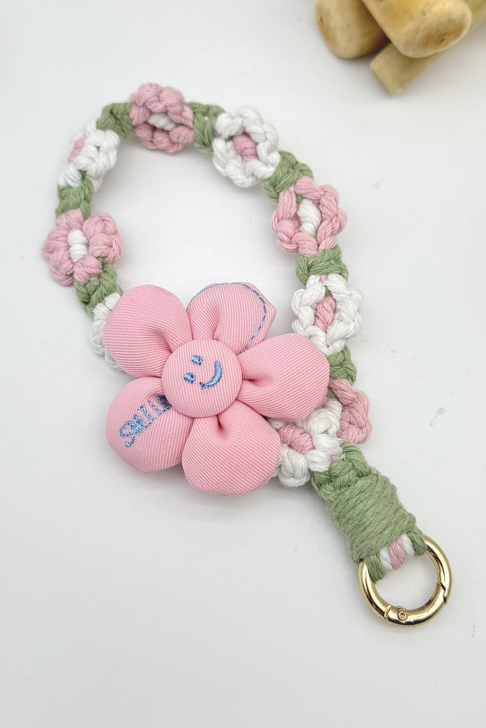 Pink Flower Decor Daisy Crochet Phone Strap