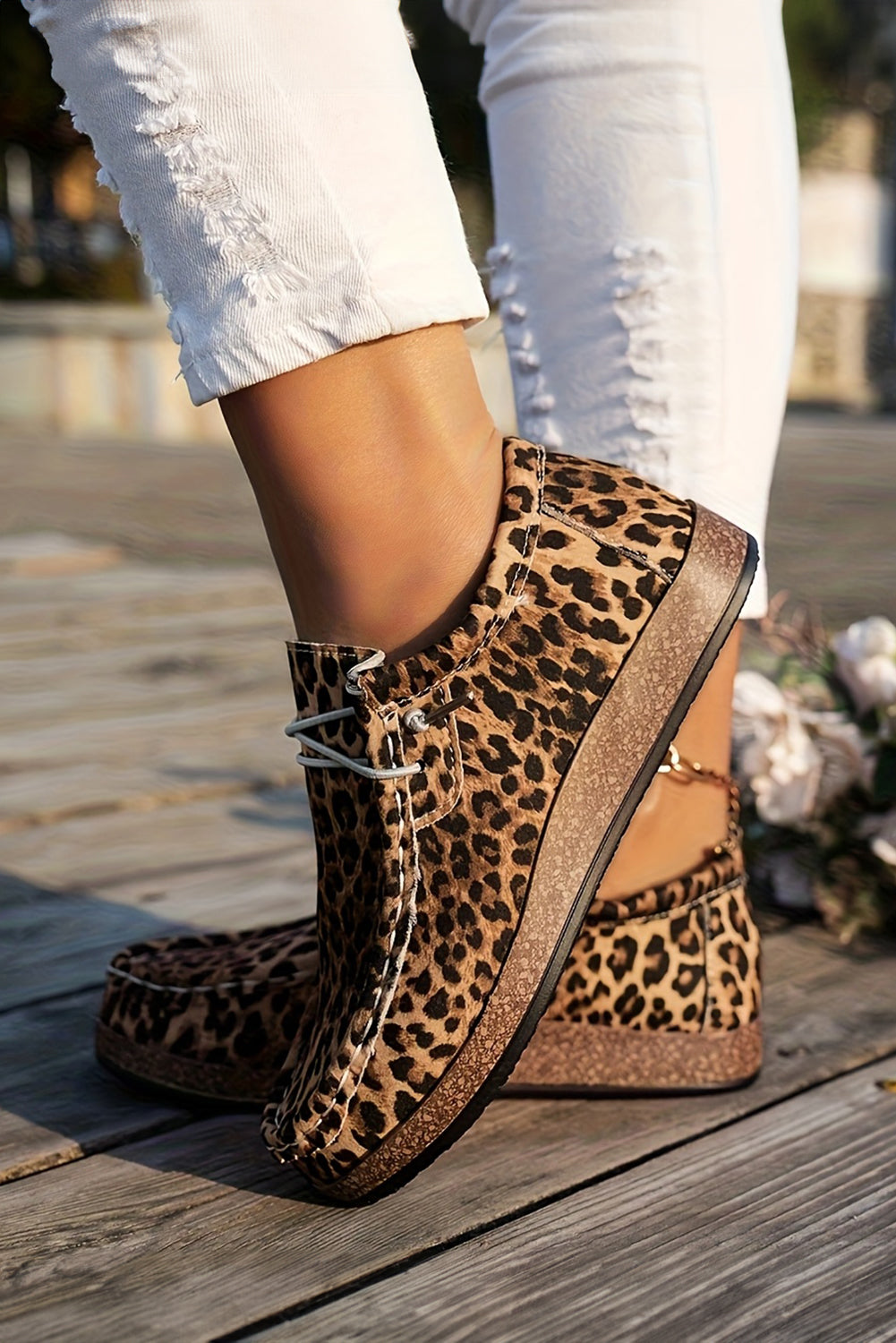 Chestnut Leopard Faux Suede Lace-up Decor Slip On Shoes