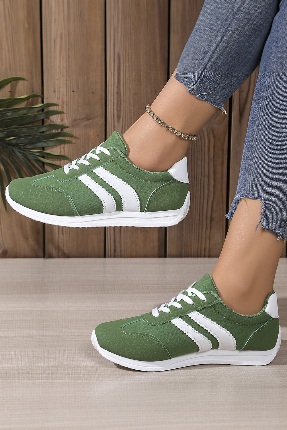 Blackish Green Color Block Patchwork Breathable Lace-up Sneakers