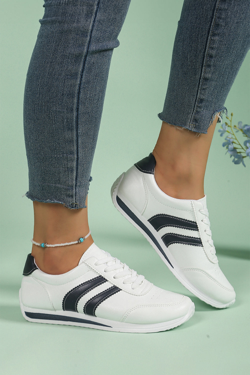 White PU Leather 2-tone Contrast Patchwork Lace-up Flat Shoes