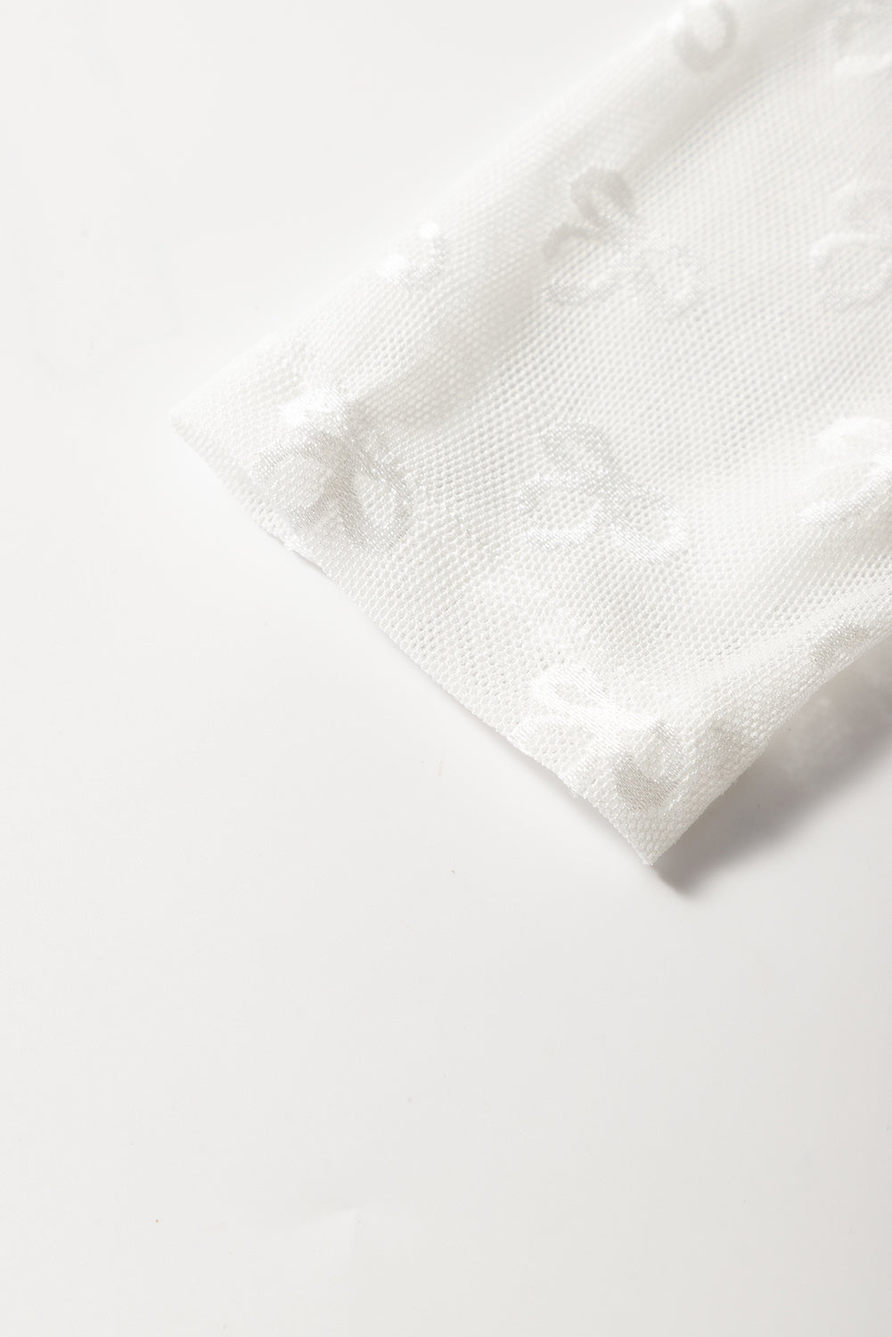 White Mesh Bow Pattern Long Sleeve Top