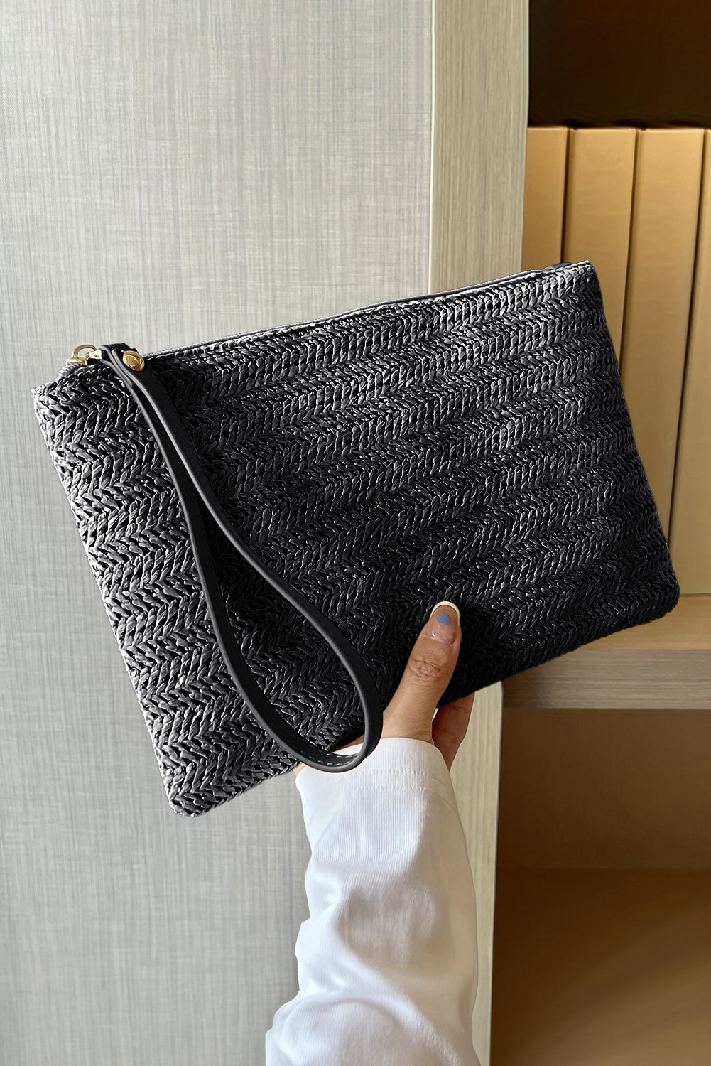 Black Straw Woven Wrist Strap Zipper Large Wallet