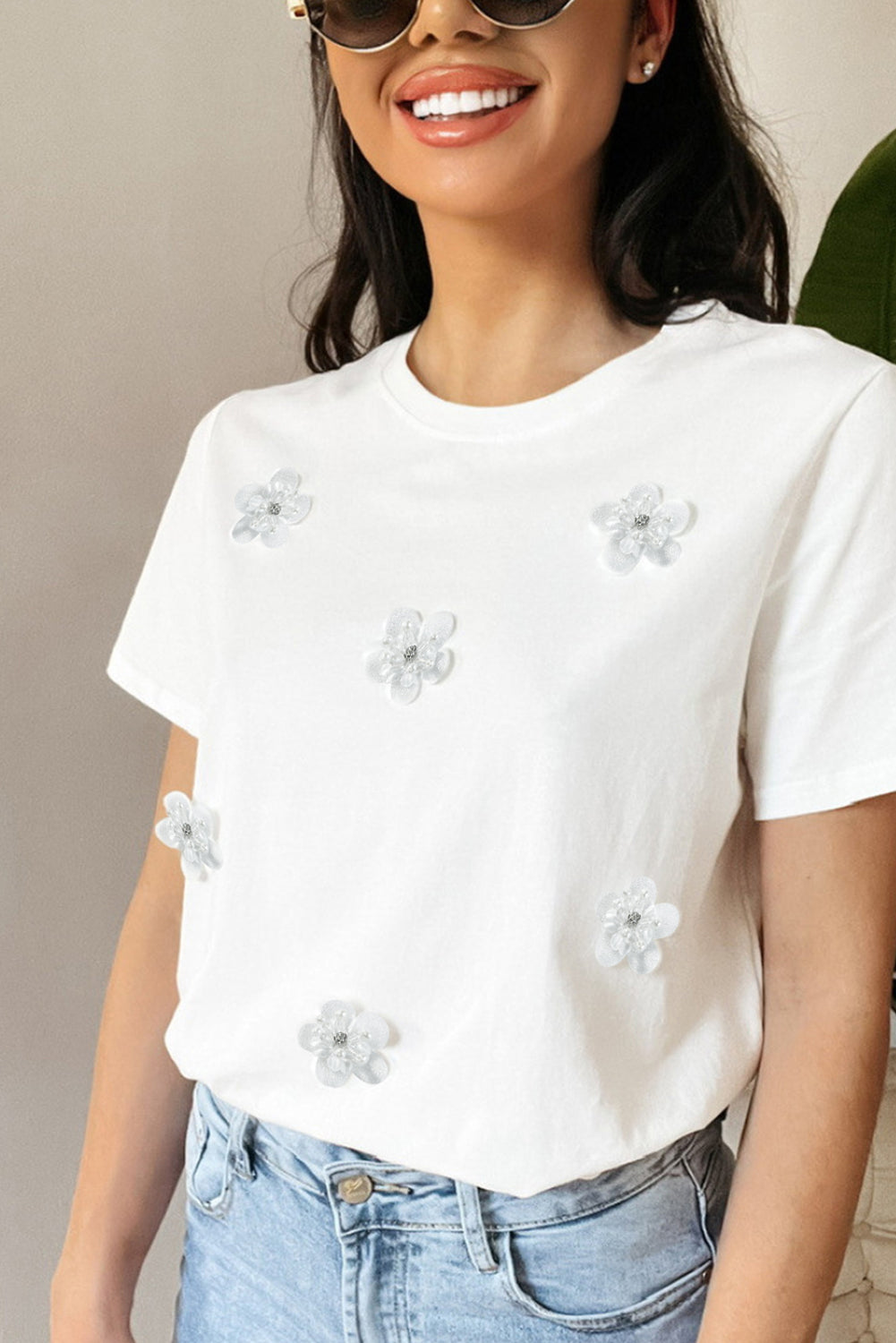 White Flower Applique Round Neck T-shirt