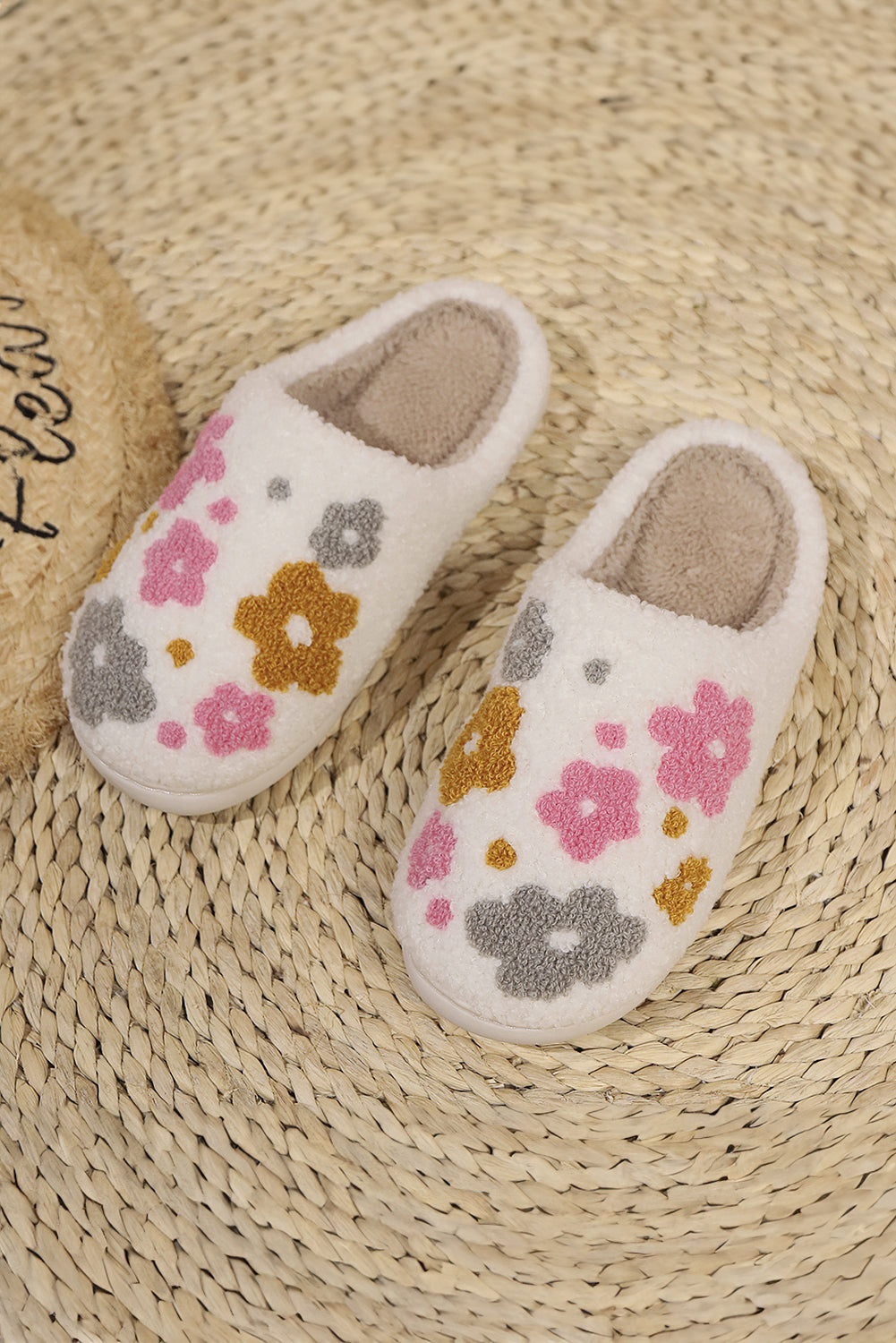 White Fuzzy Flower Pattern Winter House Slippers