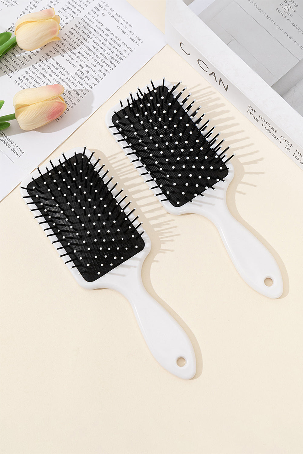 White HO HO HO Bright Christmas Print Air Cushion Comb