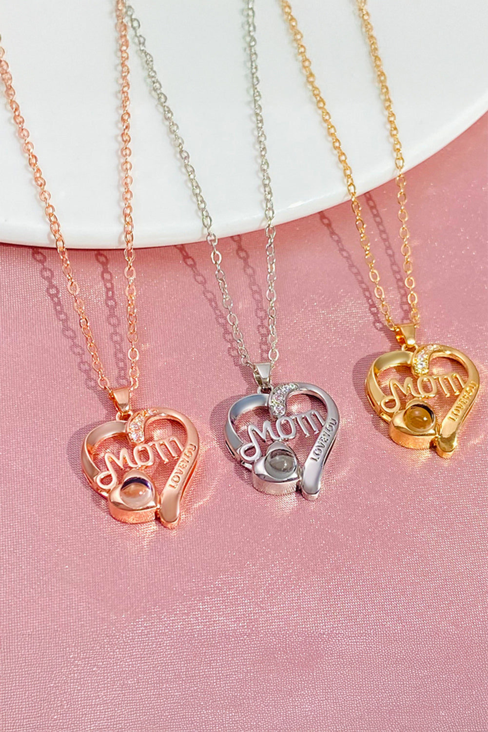 Gold Mom Heart Shape Crystal Decor Alloy Pendant Necklace