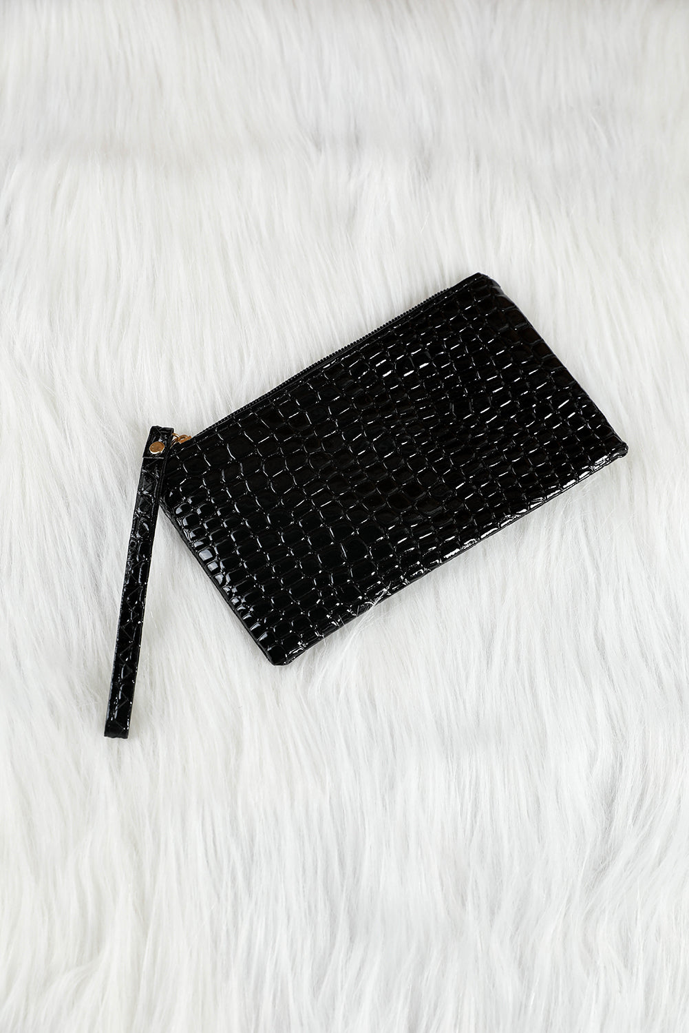 Black Crocodile Pattern Zipper Wristlet Wallet