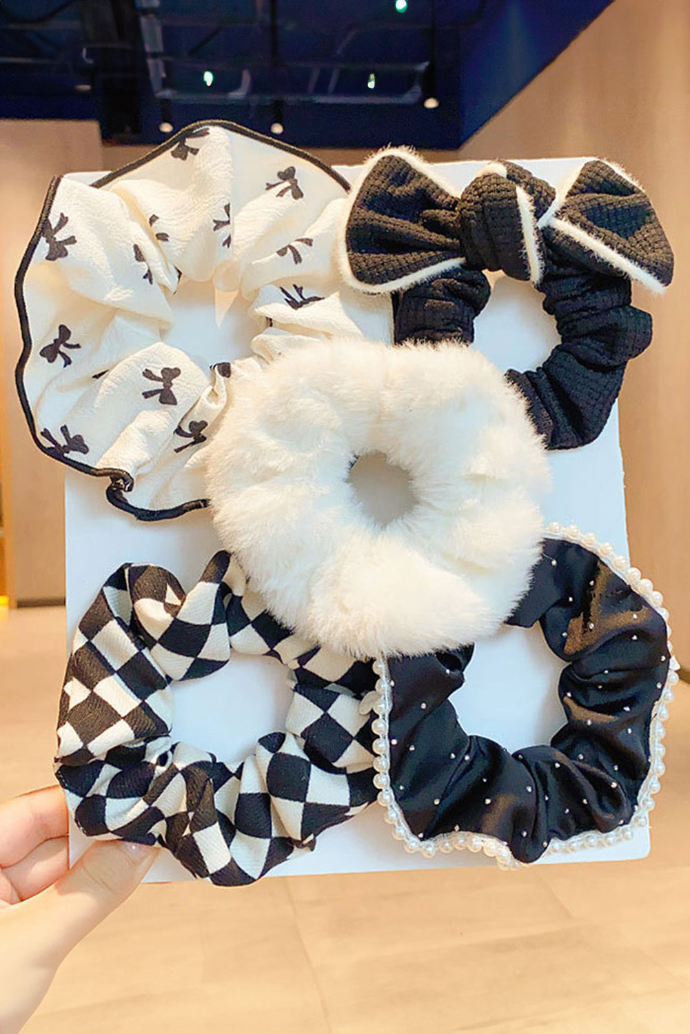 Black 5 Different Scrunchies Checkered Pearl Trim Bow Knot Plush Hair Tie Set