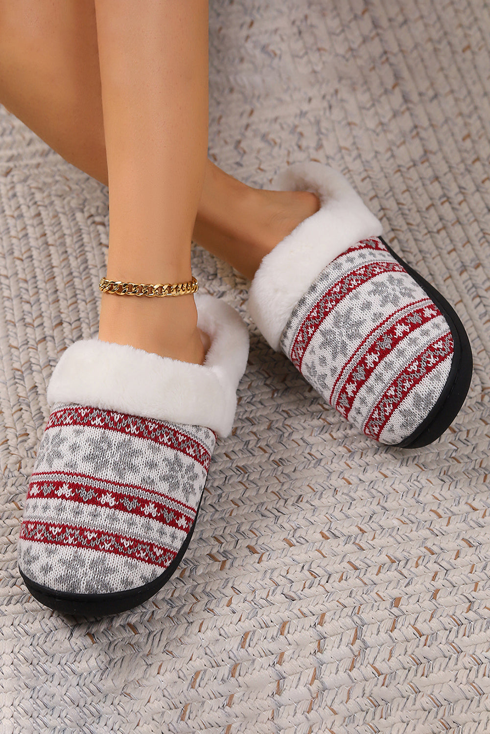 White Snowflake Pattern Knitted Plush Home Slippers