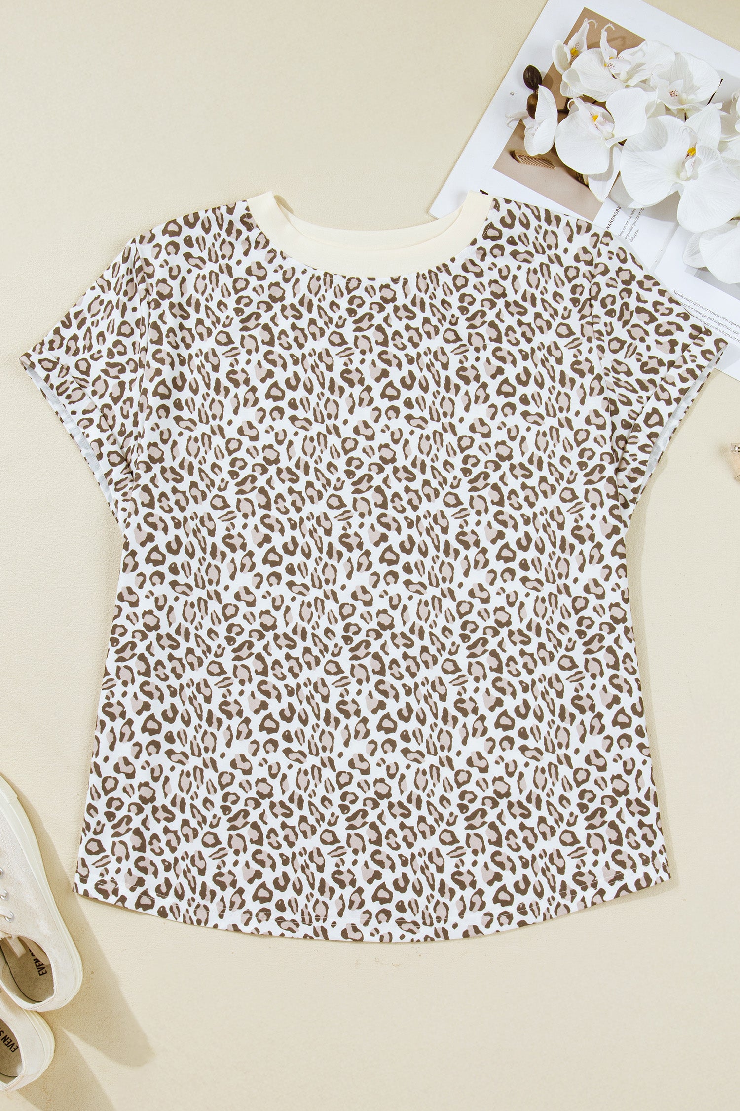 White Plus Size Leopard Print Round Neck T Shirt