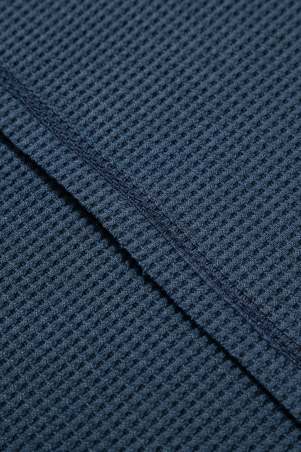 Blue Exposed Seam Half Sleeve Knitted V Neck Textured Top