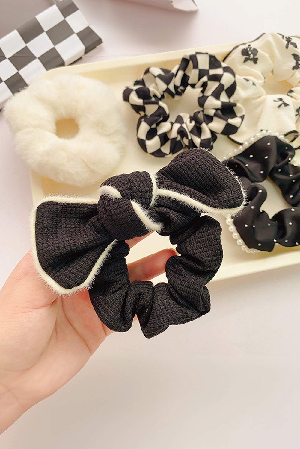 Black 5 Different Scrunchies Checkered Pearl Trim Bow Knot Plush Hair Tie Set