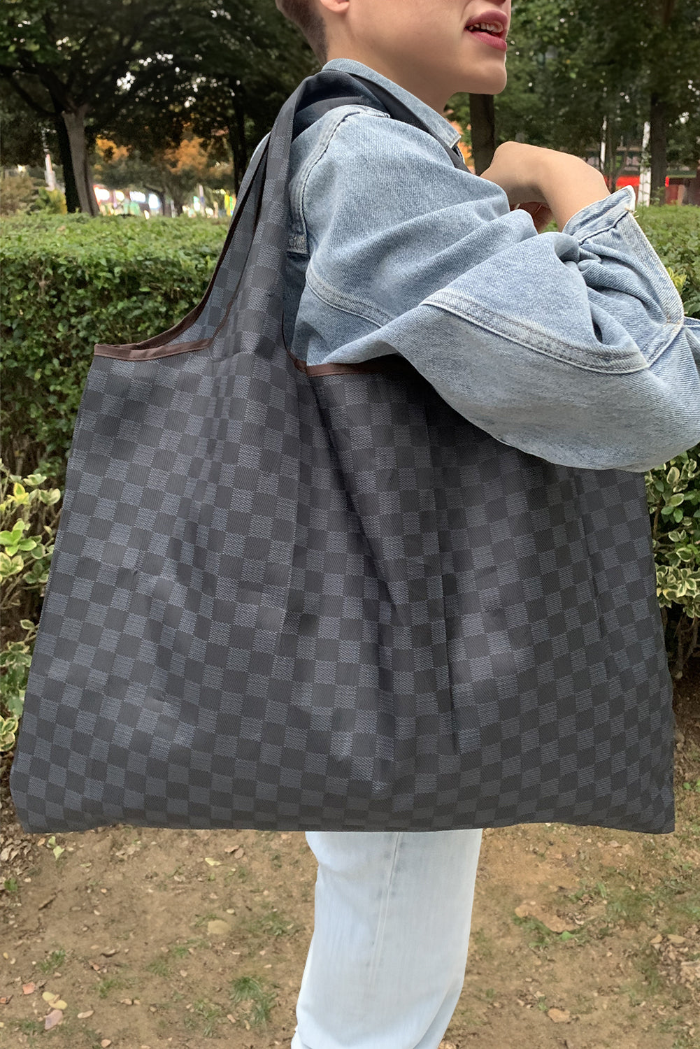 Black Trendy Checkered Pattern Large Portable Tote Bag