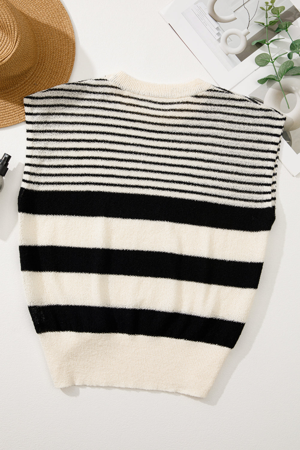 Black white Striped O Neck Sweater Vest