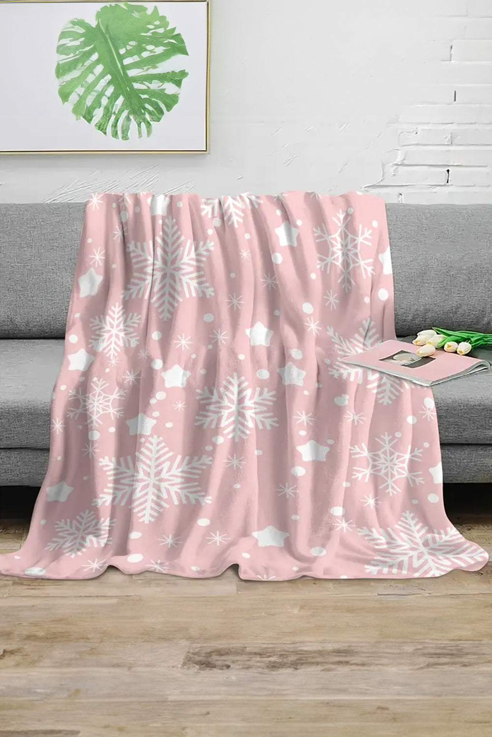 Pink Christmas Snowflake Print Cozy Plush Blanket