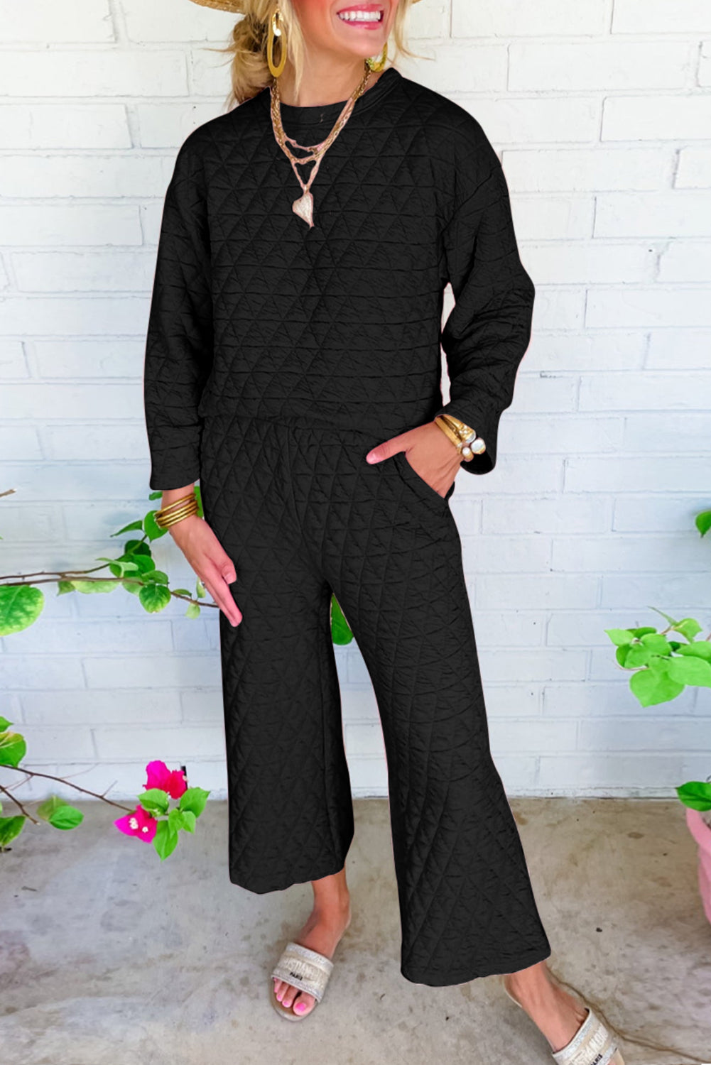 Black Solid Quilted Pullover and Pants Outfit