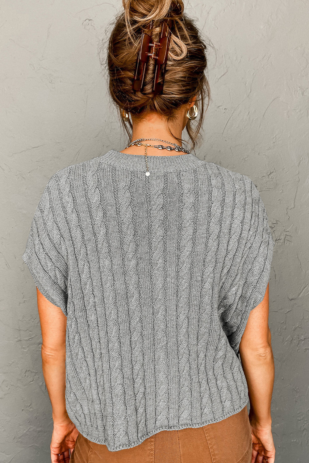 Gray Crew Neck Cable Knit Short Sleeve Sweater