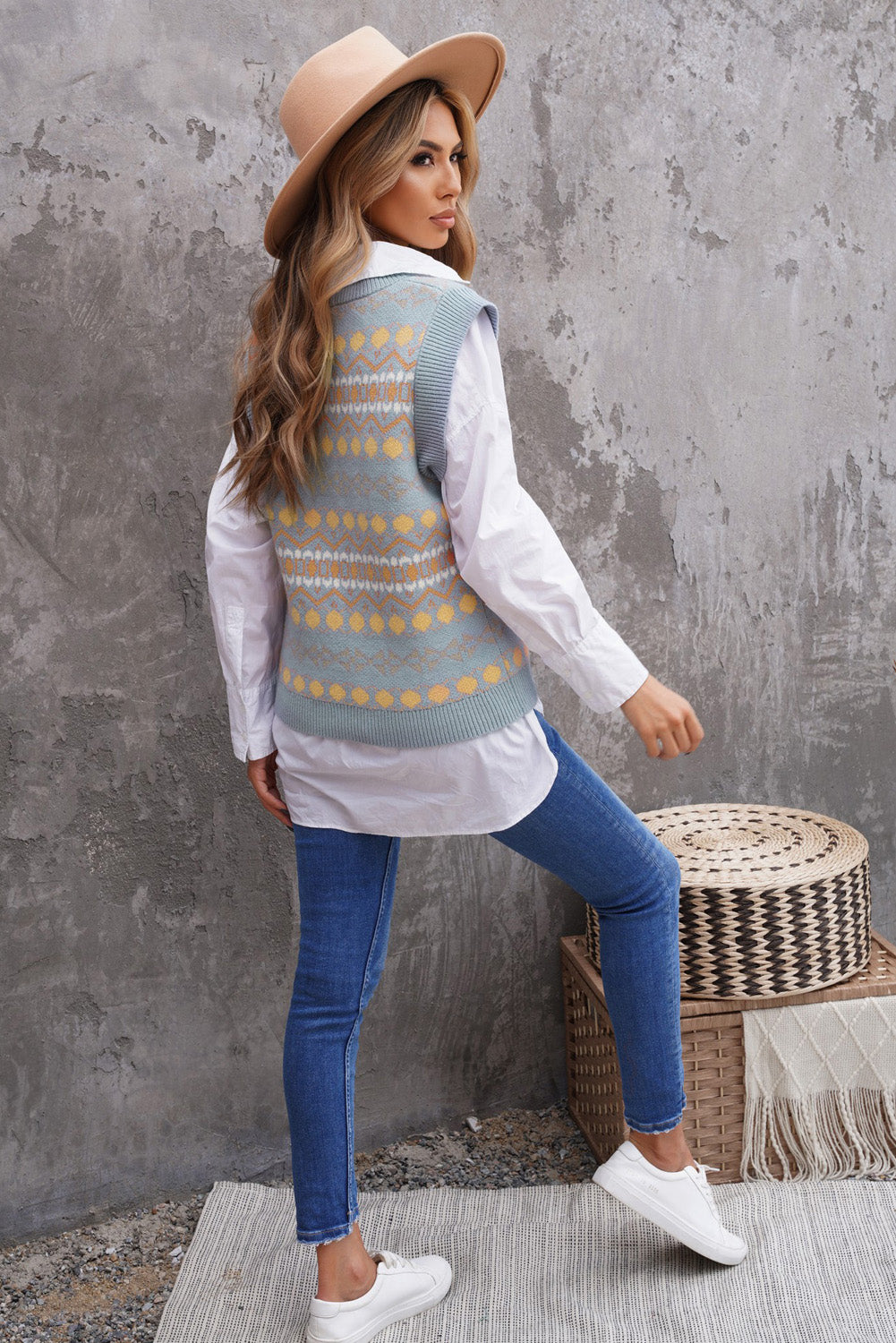 Blue Tribal Print V Neck Knitted Sweater Vest