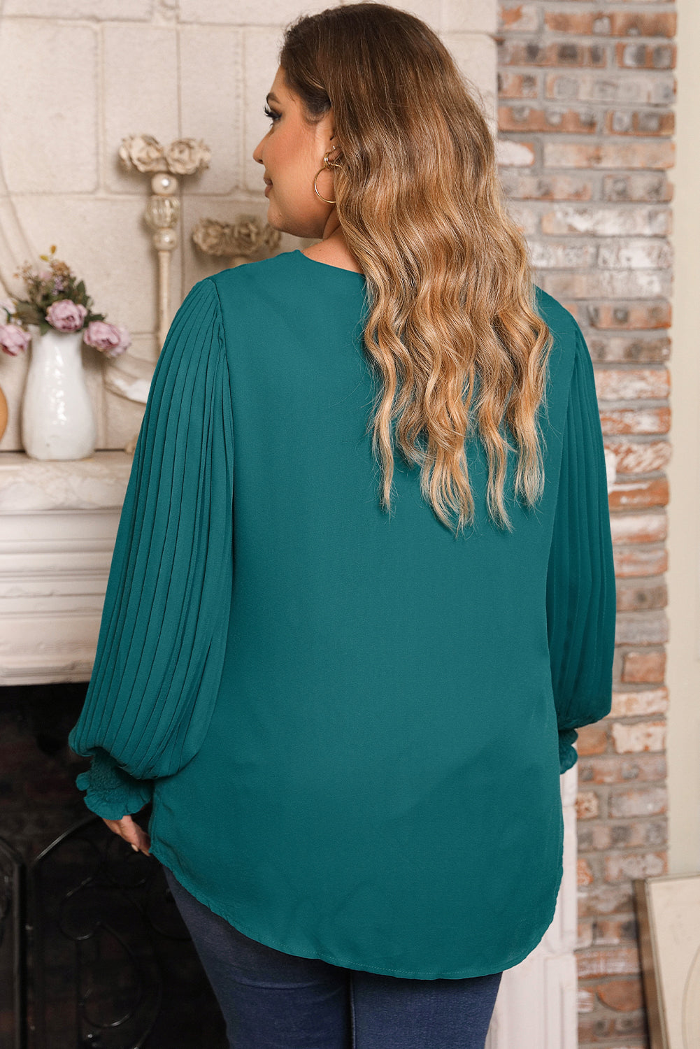 Green Pleated Bubble Sleeve Plus Size Blouse